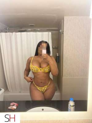 25 year old Escort in City of Edmonton Your thick exotic fantasy making your dreams cum true
