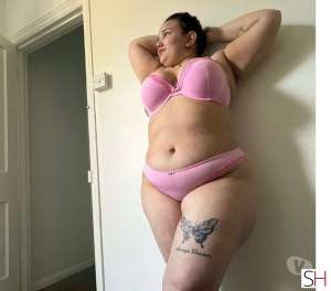 23Yrs Old Escort Luton Image - 3