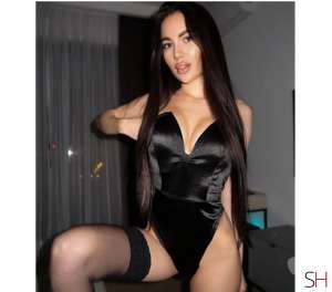 25 year old Escort in Stevenage Hertfordshire JASMINE HORNY LADY.BEST OWO ! . New în TOWN, Independent