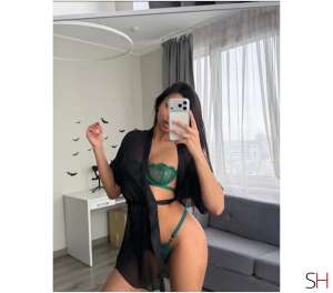 PARTY GIRL .24-7.INCALL &amp; OUTCALL, Independent 25 year old Escort in Dundee