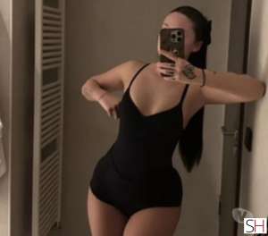 26 year old Escort in Brighton East Sussex Julia .Real picture new in town .Big .Party girl, 