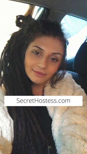 Sarah Bear 31 year old Escort in Cairns