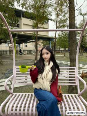 25 year old Escort in Manila Escort model Candy, Manila