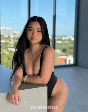 Beautiful Asian Escorts and Professional Masseuse 24 year old Escort in Cincinnati OH