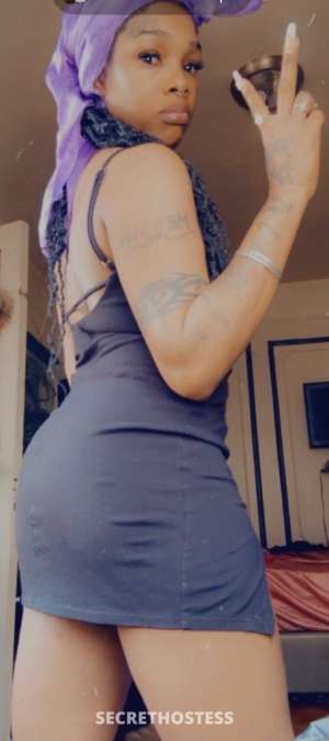 Cum make Mama feel good 28 year old Escort in Queens NY