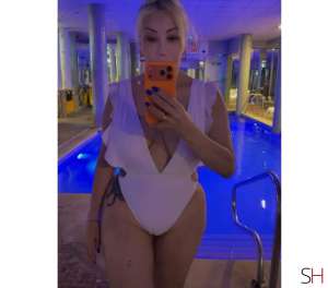 NEW! VERY SEXY! PARTY GIRL AVAILABLE ..., Independent 39 year old Escort in East Sussex