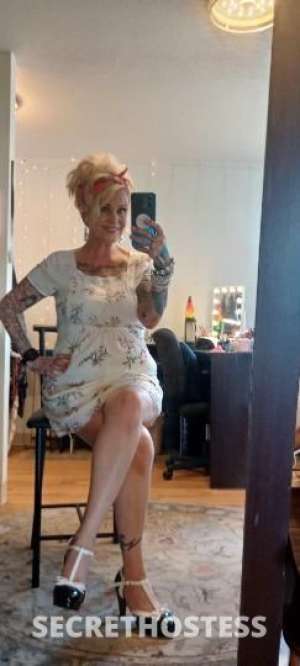 44Yrs Old Escort Cincinnati OH Image - 1