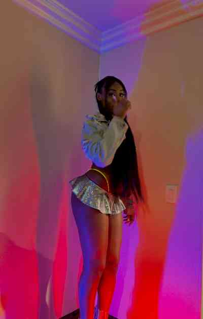 22 year old African Escort in Ontario CA Sweet classy beauty visiting in / Ontario