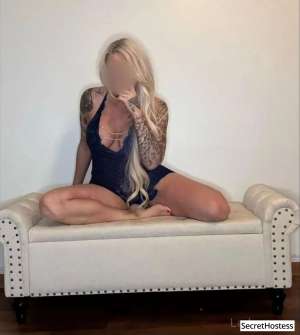 35 year old Escort in Minneapolis MN Escort model Tiffany, Minneapolis