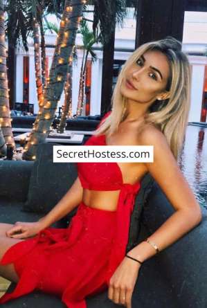 28 year old Latin Escort in Manama Mia, Independent