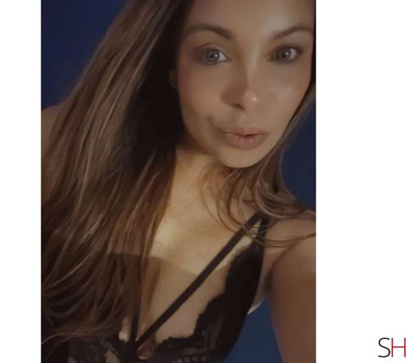 32Yrs Old Escort Salford Image - 1