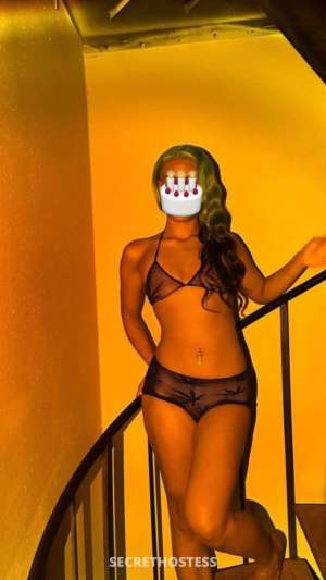 Tall Coke bottle shape mixed freak 21 year old Escort in Denton TX