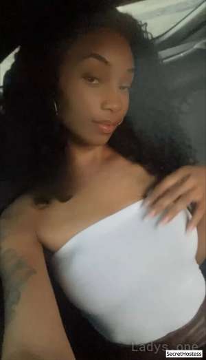 Escort model ALANA, Milwaukee 21 year old Escort in Milwaukee WI