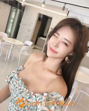 22 year old Malaysian Escort in Damansara Angela