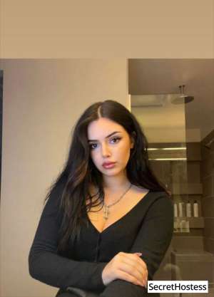 Escort model Ashley, Milwaukee 23 year old Escort in Milwaukee WI
