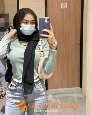 23 year old Malaysian Escort in Petaling Jaya 23Yrs Old Malaysian Escort Black D Cup 49KG 170CM Tall 