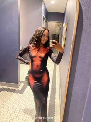 super cute face and curvy in all the right places 25 year old Escort in Akron OH
