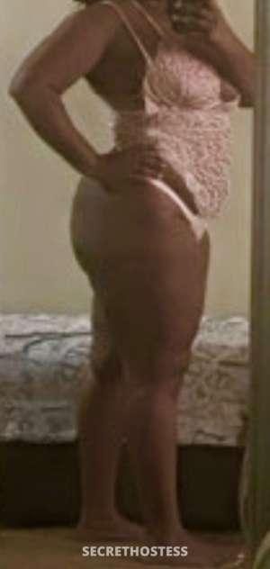 Professional Companion Everything twice as nice 26 year old Escort in Huntsville AL