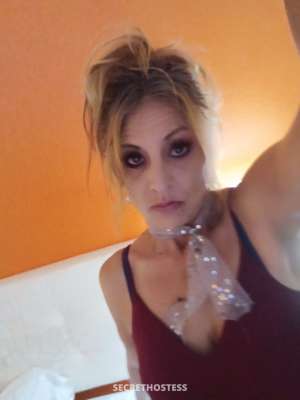 One and only tall blonde fantasy 46 year old Escort in Ocala FL