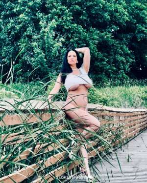 Molly Escort model 0 year old Escort in Minneapolis MN