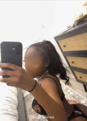 Cherry 20Yrs Old Escort Brampton Image - 3