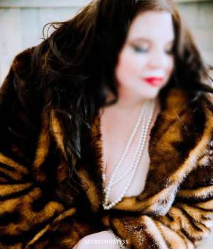 43 year old Caucasian Escort in Victoria Insatiable BBW girlfriend for hire - Elise Andrewd