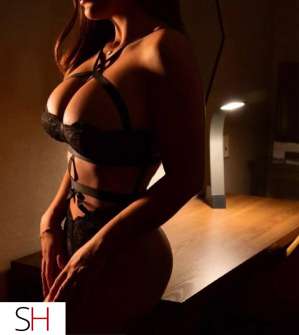 26 year old Escort in Ottawa East end incall /emma your dream gfe until late