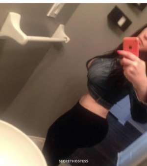 22 year old Caucasian Escort in Thunder Bay Sexy big bootyDDD bust 🩵 small waistpretty face