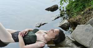 Emma. Will leave you smiling 29 year old Escort in Guelph