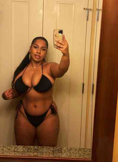 29 year old Escort in Manchester I'm available now guys
