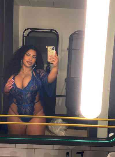 29 year old Escort in Portsmouth Hello Guys, i'm available today