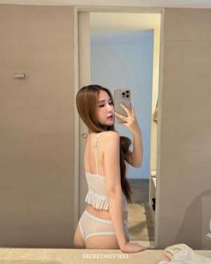 21 year old Escort in Jakarta Mimbi