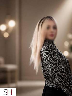 INDEPENDENT &amp; DISCREET xo Eager to learn, PETIT &amp 26 year old Escort in Windsor
