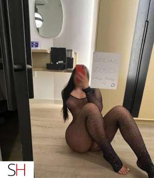 26 year old Caucasian Escort in Laval New in Laval! Here for one night only! Lets fccc baby
