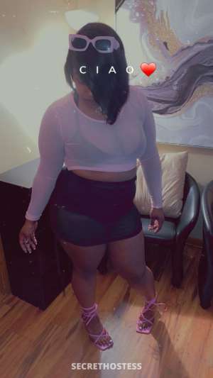 cutie with some big booty 27 year old Escort in Chambana IL