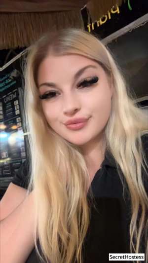 30 year old Escort in Phoenix AZ Escort model Chelsi Rose, Phoenix