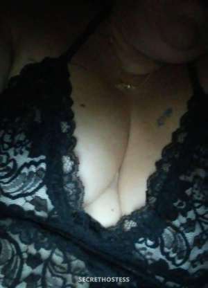 ZOEY 45Yrs Old Escort London Image - 3