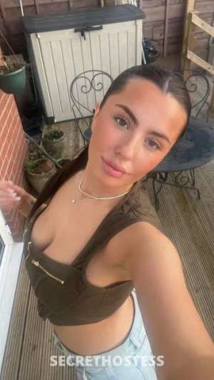 27 year old Escort in Memphis TN Yo😋 I’m Alina available for incall &amp; outcall 