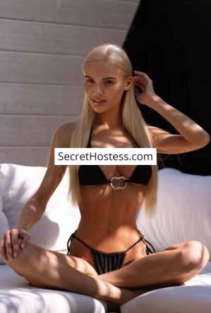 Eva, Agency 22 year old Escort in Dubai