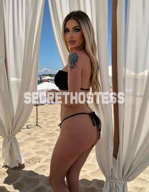 Kylee • “Pretty in denim, dangerous after dark 27 year old Escort in Las Vegas NV