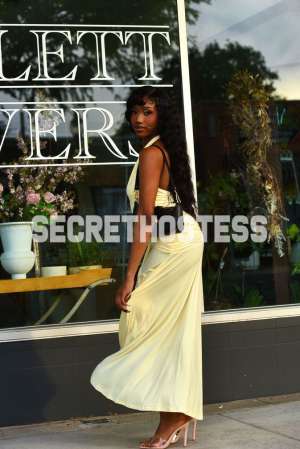Simone Your Chicagoan Sweetheart 21 year old Escort in Sacramento CA