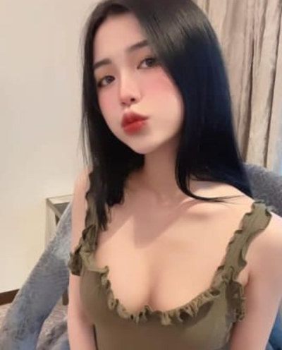 19 year old Vietnamese Escort in Kepong Kepong Escort Joy