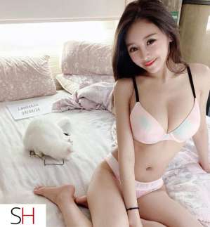 24 year old Asian Escort in Repentigny A new girl is available there are 3 girls to choose from