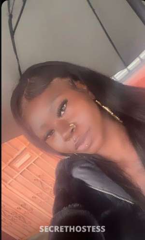25 year old Escort in Concord CA Your favorite funsize chocolate treat in outcalls available 