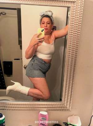 🙈💦Lets have some fun 😉 I am 42 Years Older🔥Clean 42 year old Escort in Manchester NH