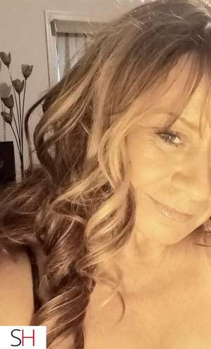 Classy,Sexy,fun and Flirty Available Now IN/OUT /Hotels 53 year old Escort in Victoria