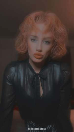 Lola Rose Escort model 0 year old Escort in Palm Springs CA