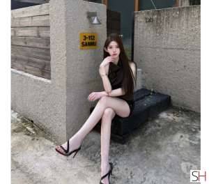 23 year old Asian Escort in Essex ⭐️ASIAN GIRL NEW ...TANTRIC MASSAGE, Agency