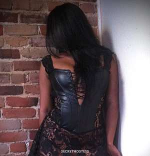 Sophie Lee MTL Korean/Vietnamese (Asian 39 year old Escort in Newfoundland and Labrador