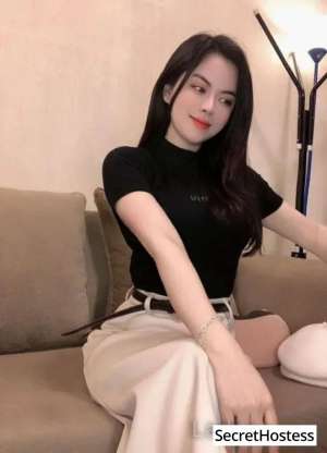 Escort model Yang Bee, Singapore 20 year old Escort in Singapore